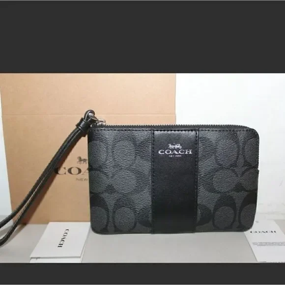 COACH SIGNATURE PVC LEATHER CORNER ZIP WRISTLET CLUTCH BAG BLACK F58035 - Picture 2 of 4